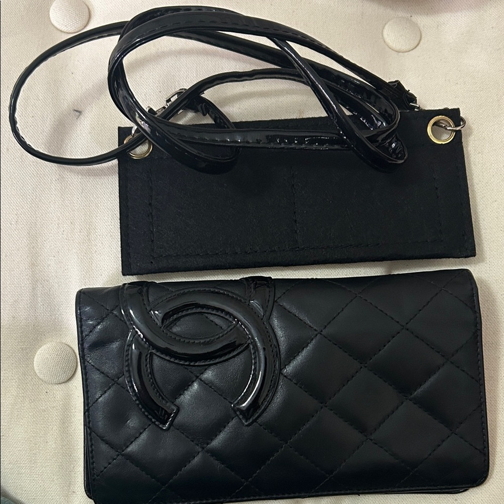 ❣️CHANEL Black Quilted Wallet🩷 - Picture 8 of 12